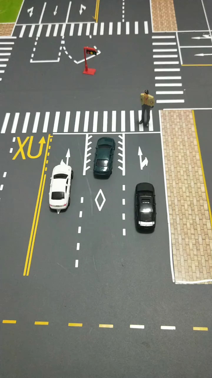 导向路口大全线路图_路口导向线是什么样子的_路口导向线大全