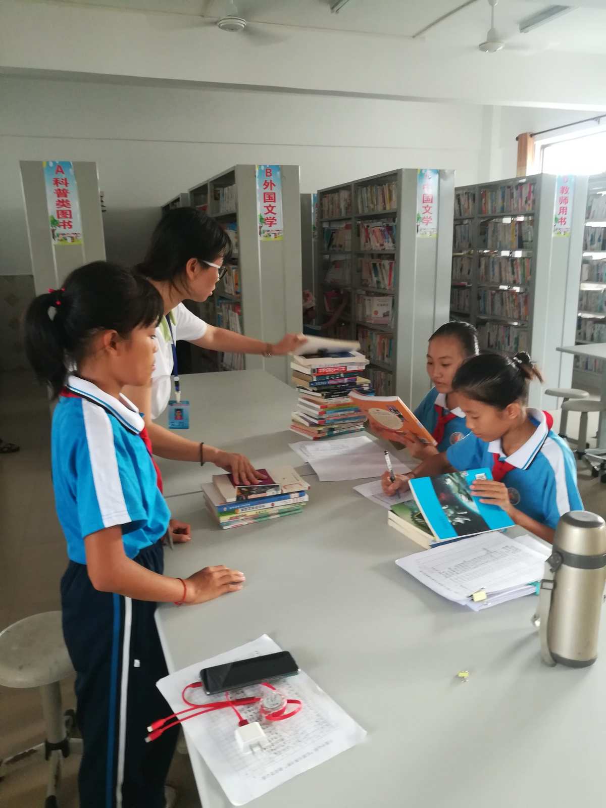 规章图书制度小学生怎么写_小学图书管理制度_图书规章制度小学