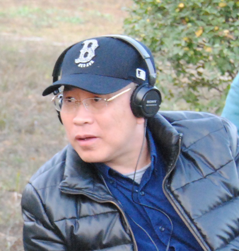 电视剧哮喘发病吸的是什么_电视剧哮喘病突发视频_男演员哮喘发作电视剧