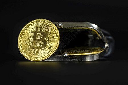 imtoken能放btc吗_imtoken可以放哪些币_放imtoken钱包安全吗