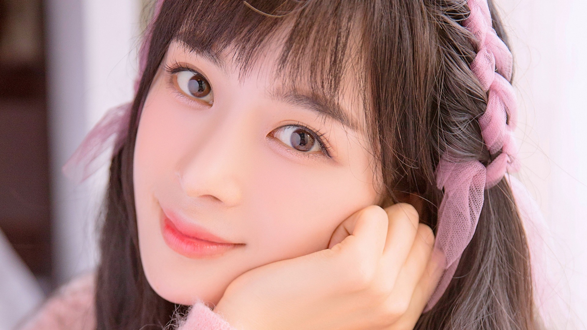 美女主题桌面主题_主题美女图纸_win7 美女主题包