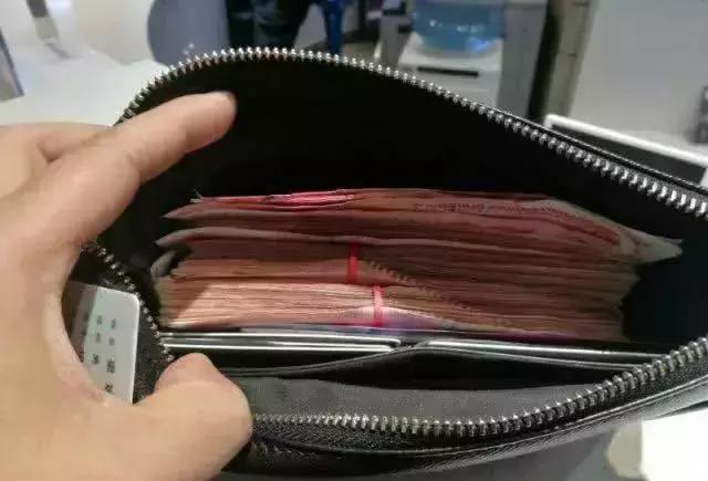 im钱包经常收到不知名代币_im钱包收到21亿不知名币_钱包收到很多币