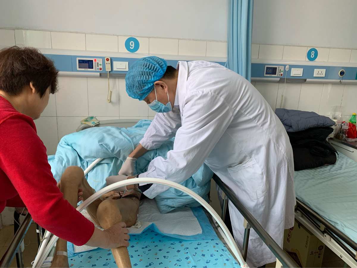 肛瘘手术后换药多久拿掉纱布_肛瘘手术后换药要多长时间_肛瘘术后换药几次