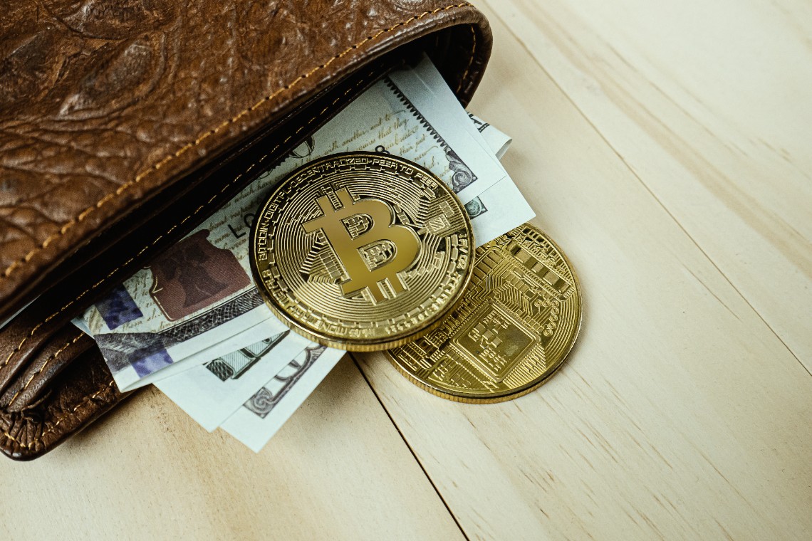 比特币支持的国家_imtoken支持比特币吗_比特币支持图灵完备的智能合约