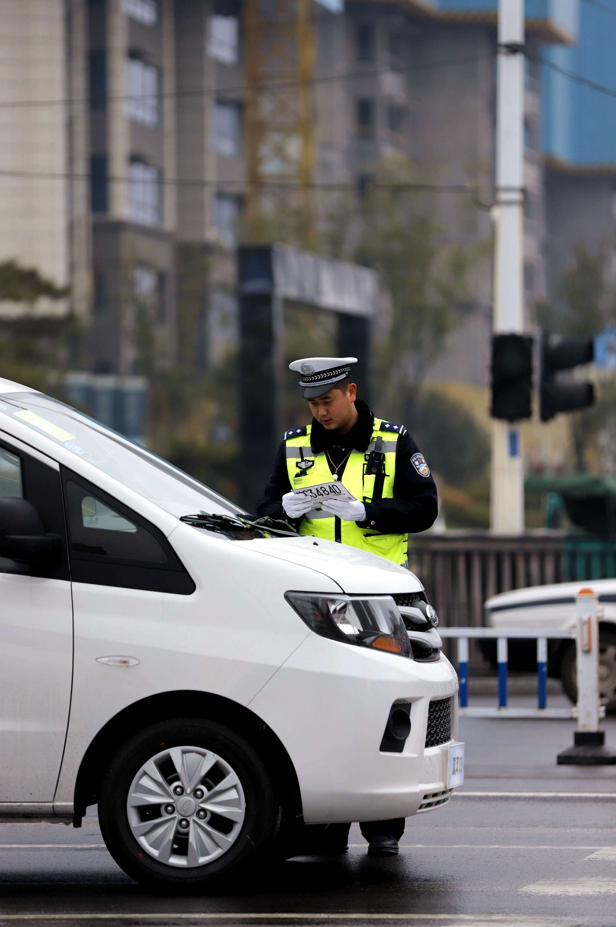 交警公安是一家吗_交警公安警察的区别_公安和交警