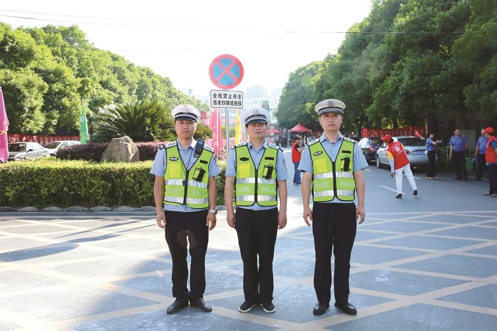 交警公安车有啥区别_公安和交警_交警公安局