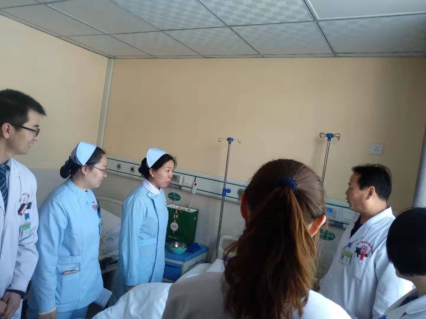 康复主任胃病中心李主任医师_康复中心李主任胃病_康复主任医师简介