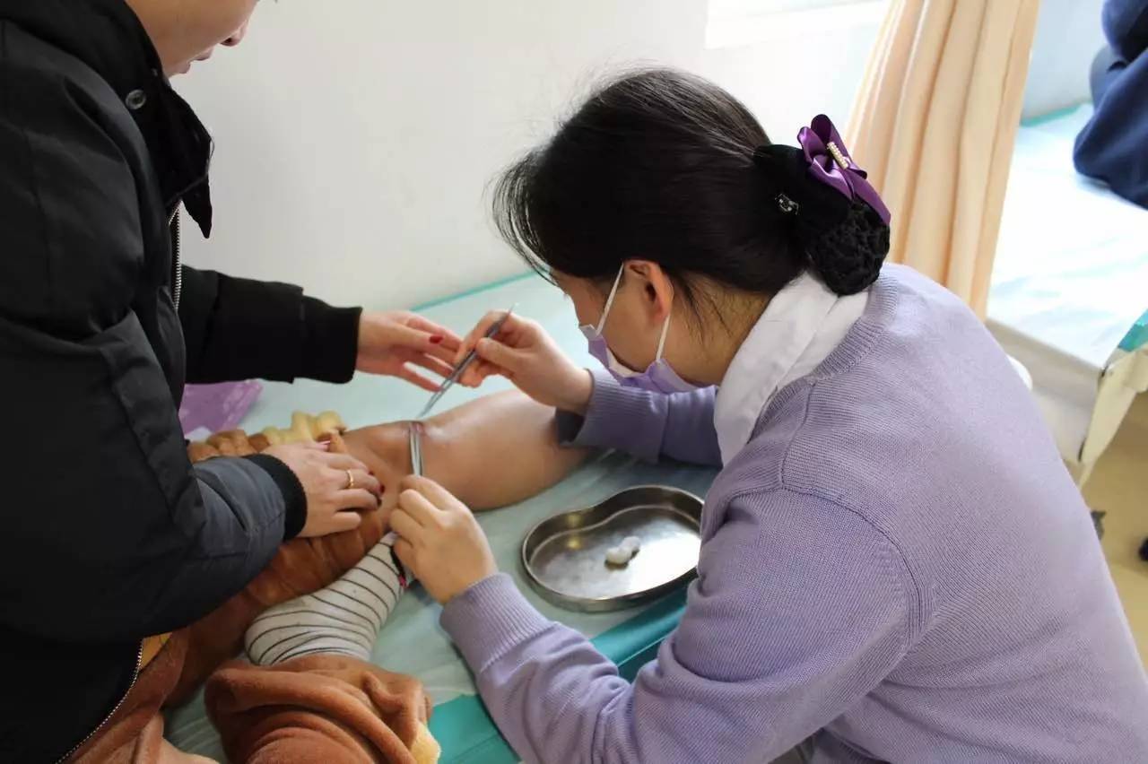 急性阑尾炎病人的护理填空题_急性阑尾炎术后护理简答题_急性阑尾炎护理试题