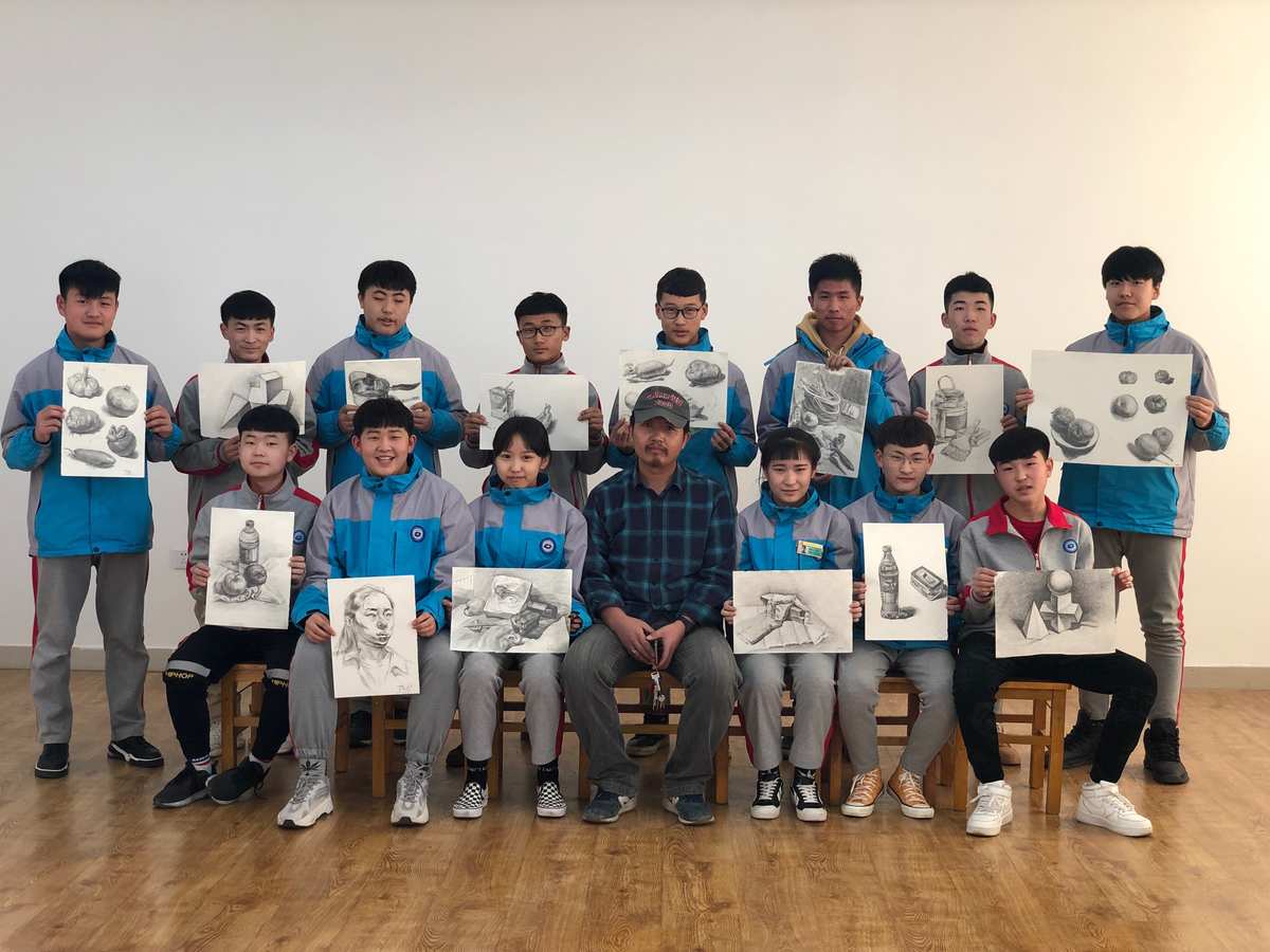 中等职业学校艺术生_艺术类中等职业学校_中等艺术职业生学校招生条件