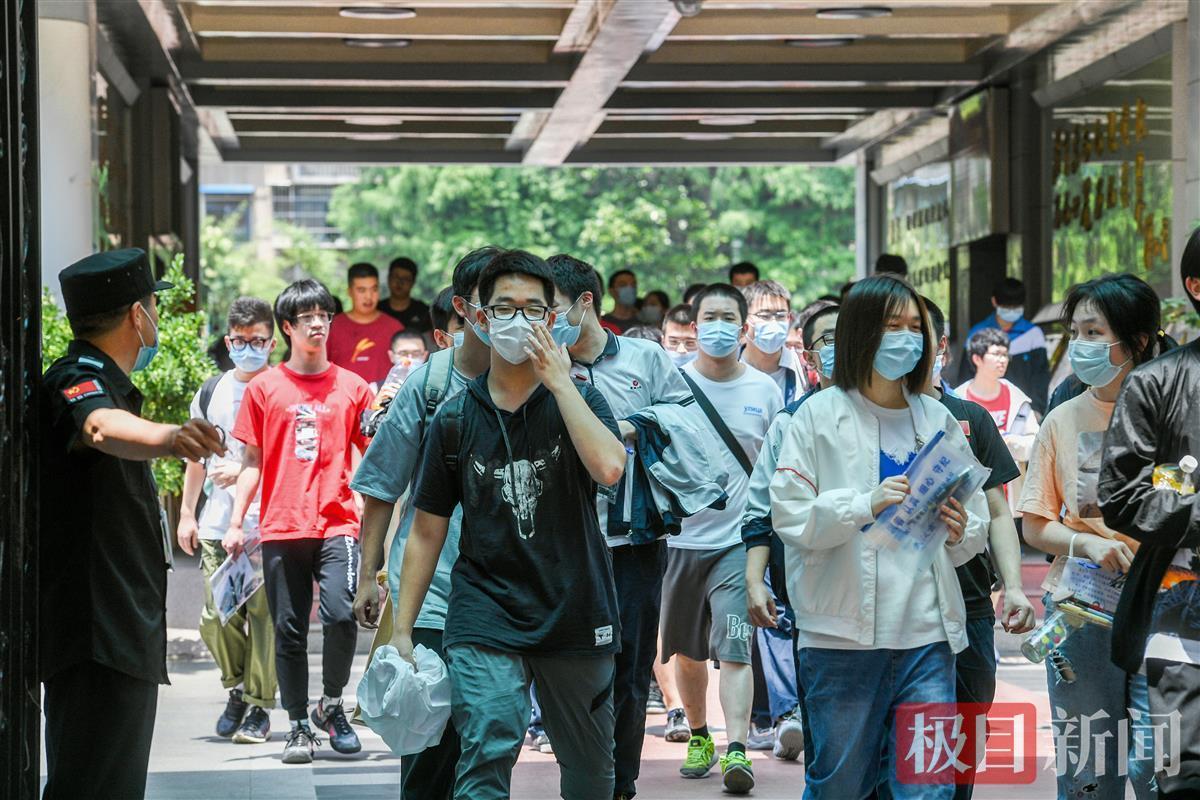 中等高考职业学校报名条件_中等职业学校高考_中等高考职业学校有哪些