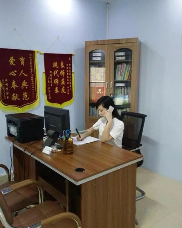 心理援助服务_百会crm心理援助雅安工作站_心理援助热线志愿者