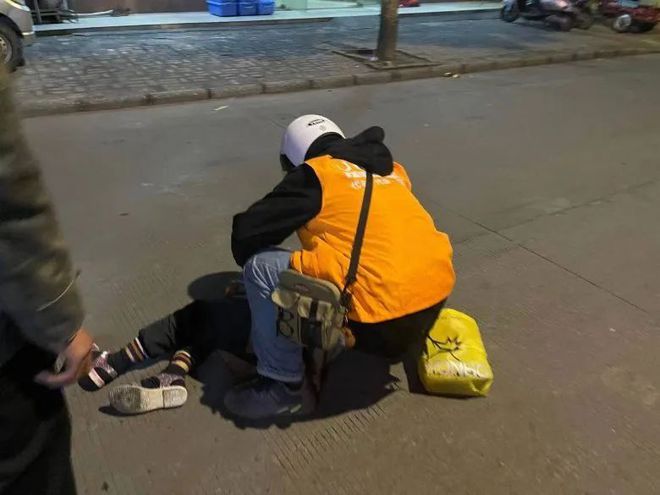 真实哮喘抢救的视频_抢救视频哮喘真实案例_哮喘发作抢救视频