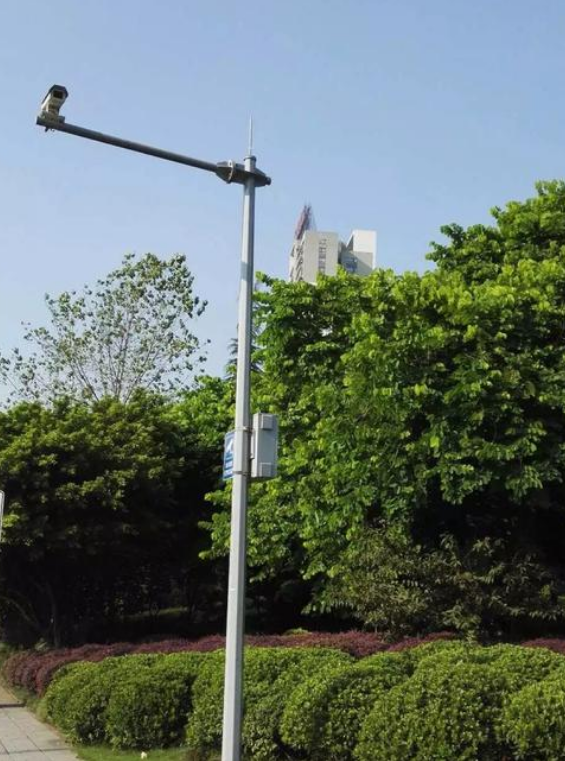 道路监控杆的尺寸-监控杆的尺寸：城市安全守护者的关键要素