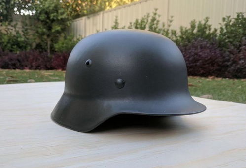 头盔战士下载中文版 